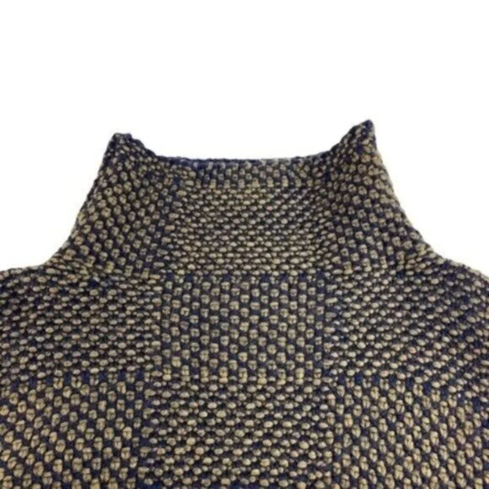 Fisherman Out of Ireland Merino Wool Knit Poncho in Woven Navy and Green - Picture 2 of 6